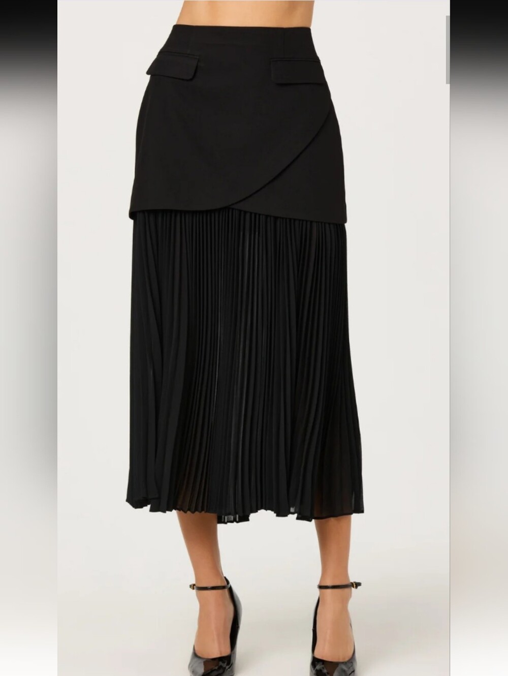 Astr the label Black Layered Pleated Midi Skirt size L new with tags